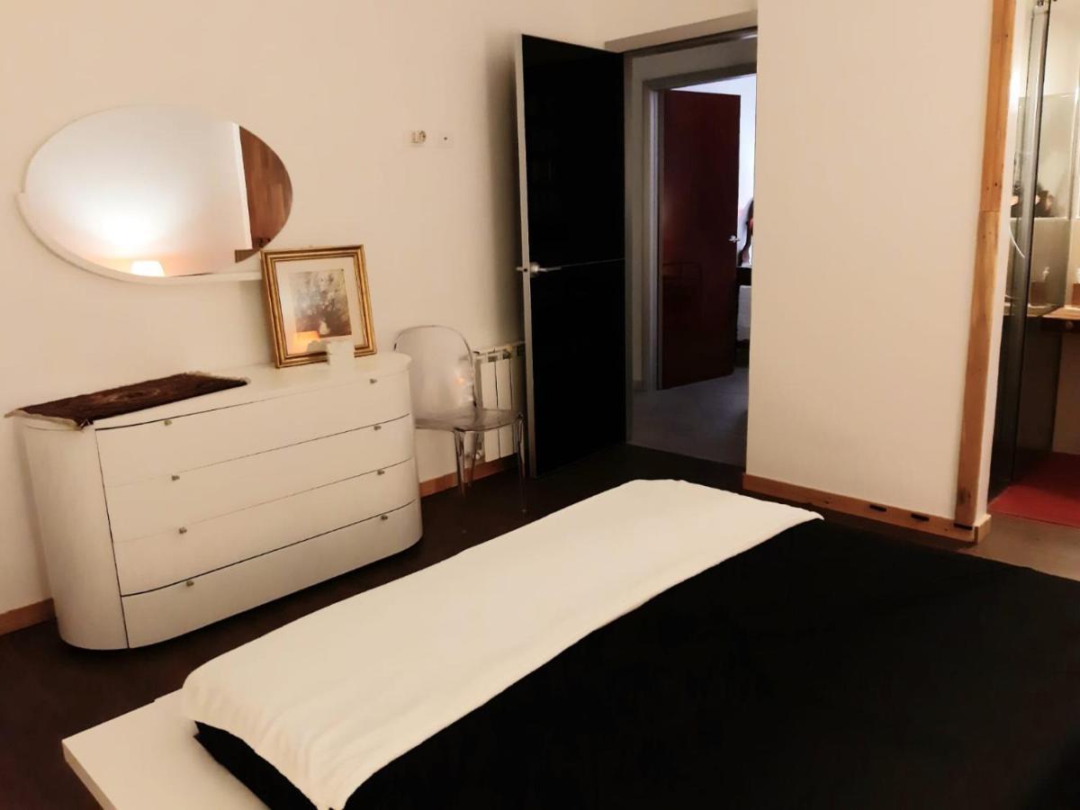 Casavacanze Tuttapposto 팔레르모 외부 사진